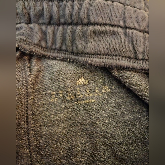 Adidas Women's Sweatpants Capris - Picture 4 of 4